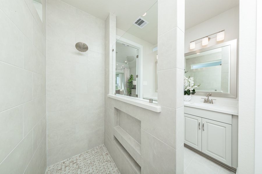 Representative furnished interior of a home built from the Alder by Beazer Homes in Arabella on the Prairie: Premier Collection, Richmond (Image 11).