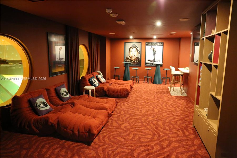 Community amenities in , Miami (Image 35).