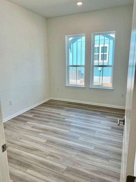 Spacious, unfurnished interior of a new home in Easton Park, Austin (Image 20).
