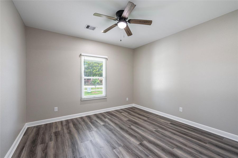 Spacious, unfurnished interior of a new home in , Houston (Image 31).