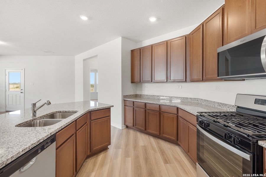Furnished interior view inside a new home in Punta Verde, Converse (Image 13).