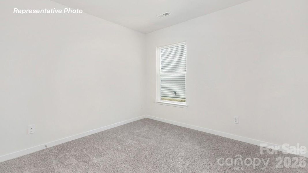 Spacious, unfurnished interior of a new home in Reedy Creek Preserve, Charlotte (Image 15).