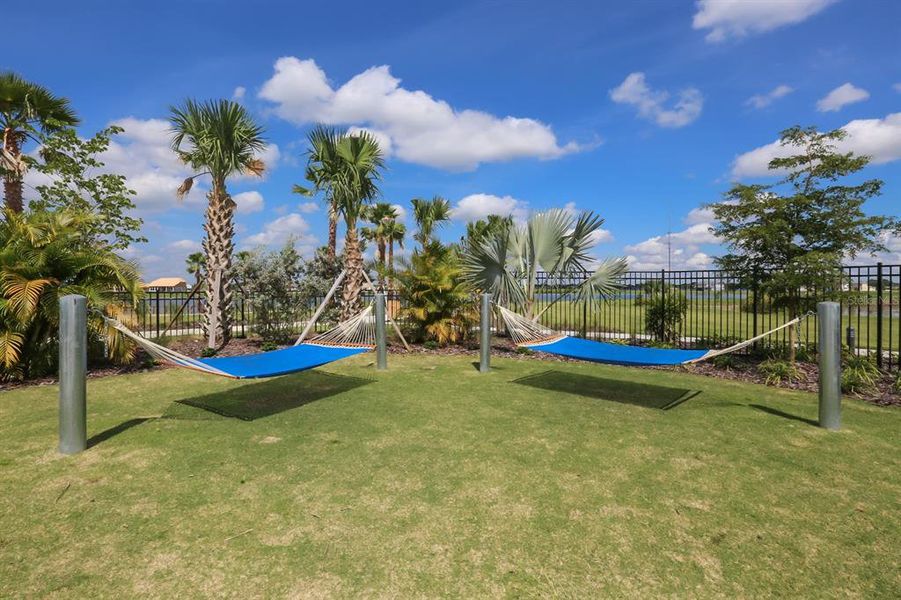 Community amenities in , Apollo Beach (Image 74).