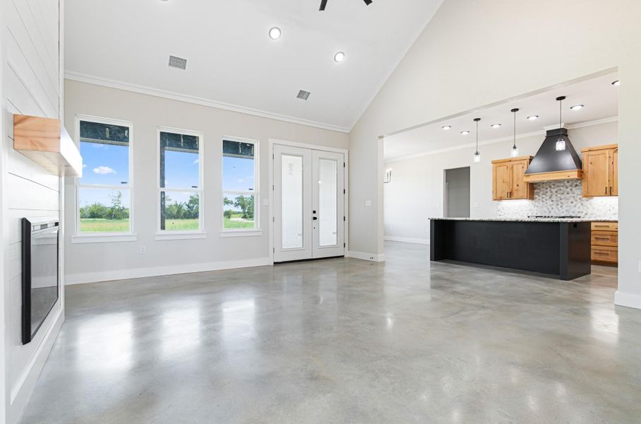 Spacious, unfurnished interior of a new home in , Gatesville (Image 19).