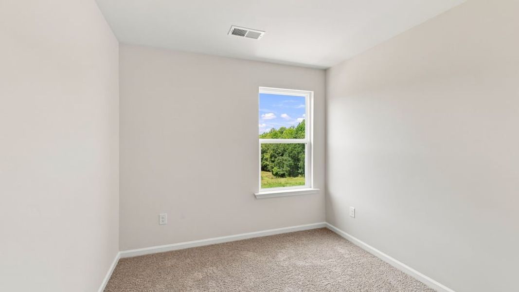 Spacious, unfurnished interior of a new home in Baxter Village, Boiling Springs (Image 18).