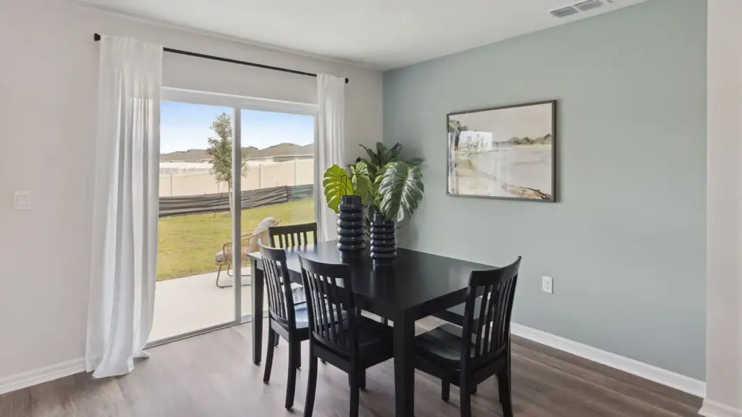 Furnished interior view inside a new home in Willowbrook South, Winter Haven (Image 22). Furnished interior view inside a new home in Willowbrook South, Winter Haven (Image 22).