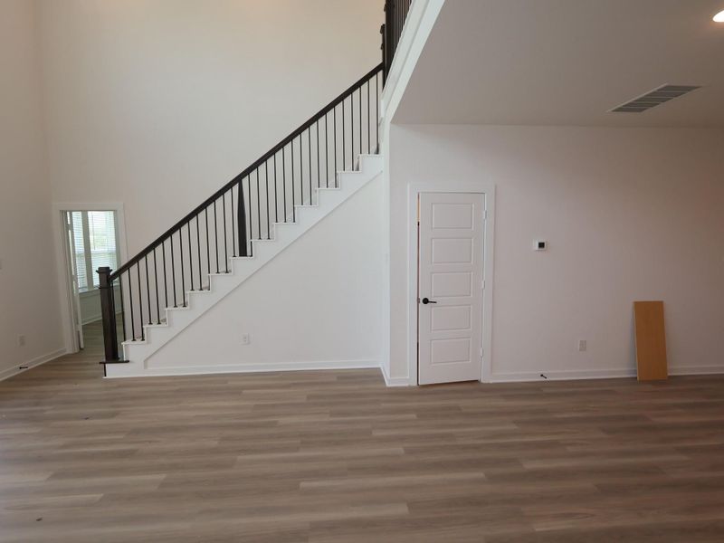 Spacious, unfurnished interior of a new home in Summerview, Fulshear (Image 30). Spacious, unfurnished interior of a new home in Summerview, Fulshear (Image 30).