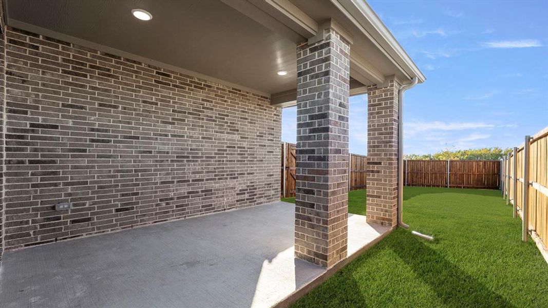 25. 1413 Clare - Patio 25. 1413 Clare - Patio