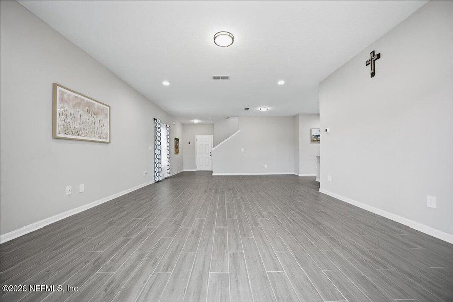 Spacious, unfurnished interior of a new home in Cordova Palms, St. Augustine (Image 12).