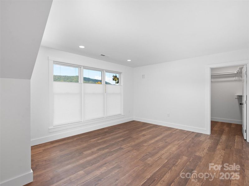 Spacious, unfurnished interior of a new home in , Waynesville (Image 26).