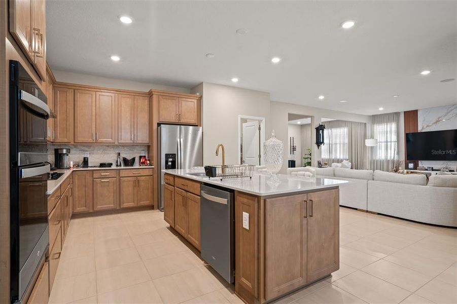 Furnished interior view inside a new home in , Winter Garden (Image 27).