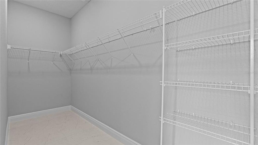 Spacious, unfurnished interior of a new home in Woodland Preserve, Parrish (Image 17).