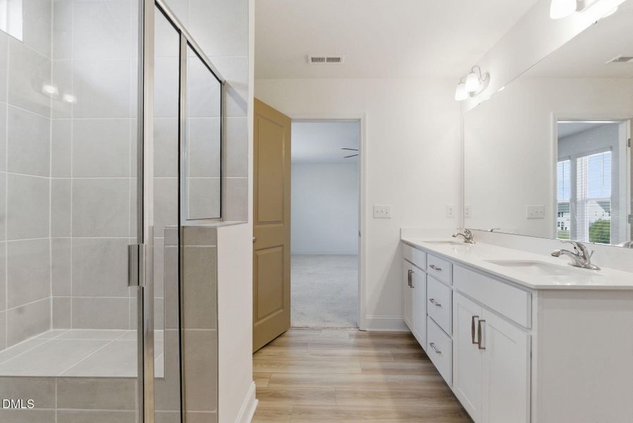 202 Burford Way-48
