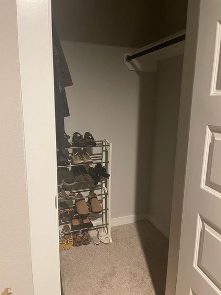 Image 23 of a home in Huntington Place.