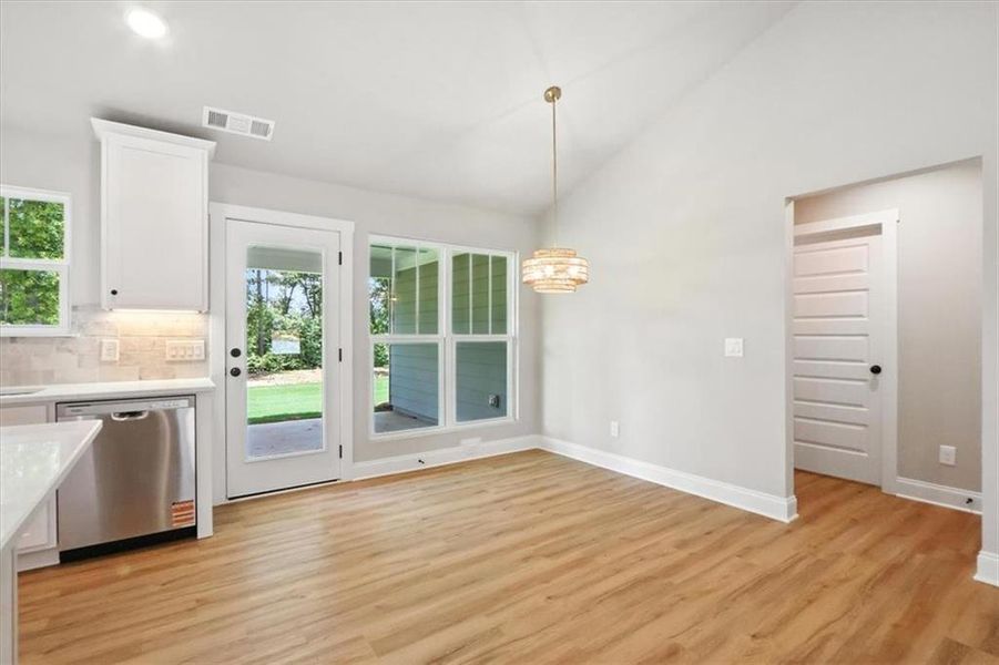 Spacious, unfurnished interior of a new home in , Hartwell (Image 35).