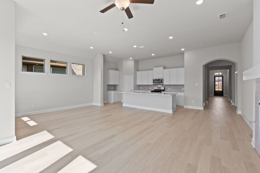 4517 Brentfield Drive, Fort Worth, TX. - Slide 10 4517 Brentfield Drive, Fort Worth, TX. - Slide 10