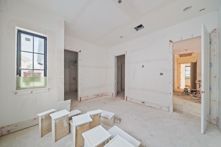 A cut out nook offers the perfect spot for a desk or reading chair!