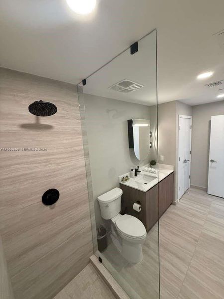 Furnished interior view inside a new home in , Miami Beach (Image 10).