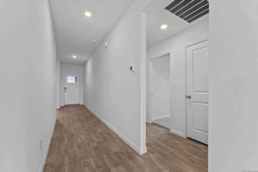 Spacious, unfurnished interior of a new home in Paramount, Kyle (Image 24).