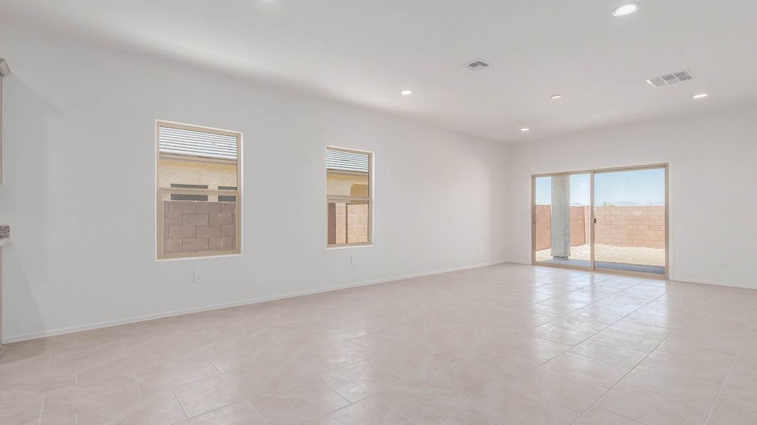 Spacious, unfurnished interior of a new home in The Oasis at Rocking K, Vail (Image 15). Spacious, unfurnished interior of a new home in The Oasis at Rocking K, Vail (Image 15).