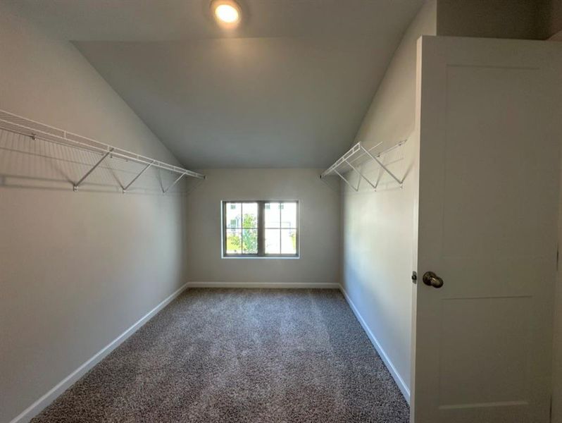 Spacious, unfurnished interior of a new home in , Buford (Image 8).