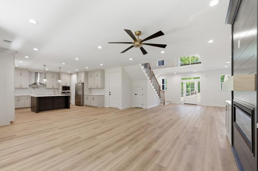 Spacious, unfurnished interior of a new home in , Griffin (Image 43).