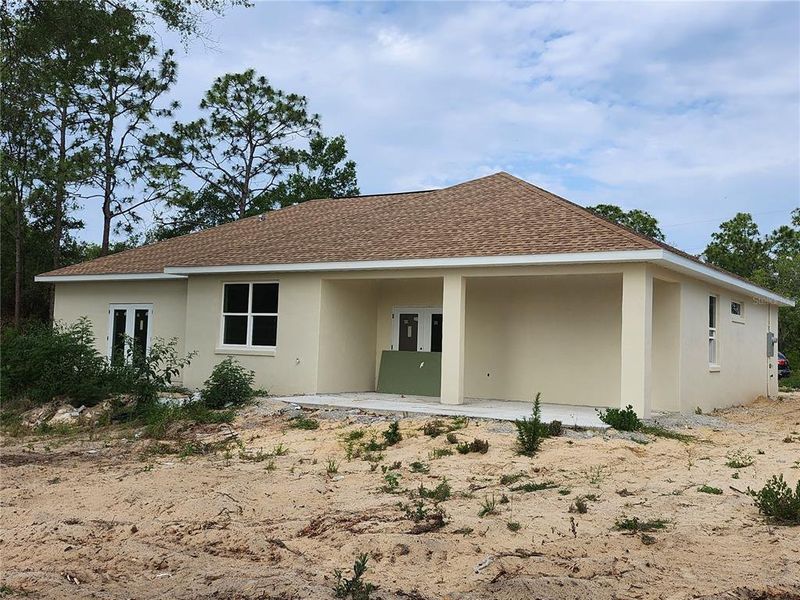 Exterior details and patio area of a home in , Ocala (Image 29). Exterior details and patio area of a home in , Ocala (Image 29).