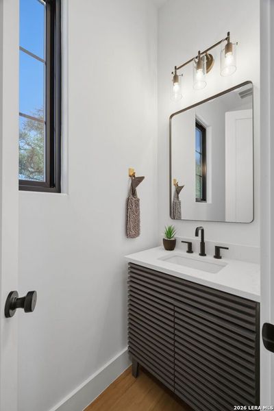 Close-up of interior finishes inside a home in , Canyon Lake (Image 20).