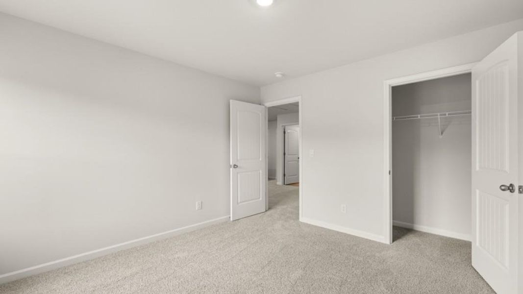 Spacious, unfurnished interior of a new home in Lost Creek, Dallas (Image 24). Spacious, unfurnished interior of a new home in Lost Creek, Dallas (Image 24).