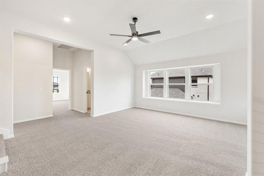 Spacious, unfurnished interior of a new home in Hampton Park, Glenn Heights (Image 31). Spacious, unfurnished interior of a new home in Hampton Park, Glenn Heights (Image 31).