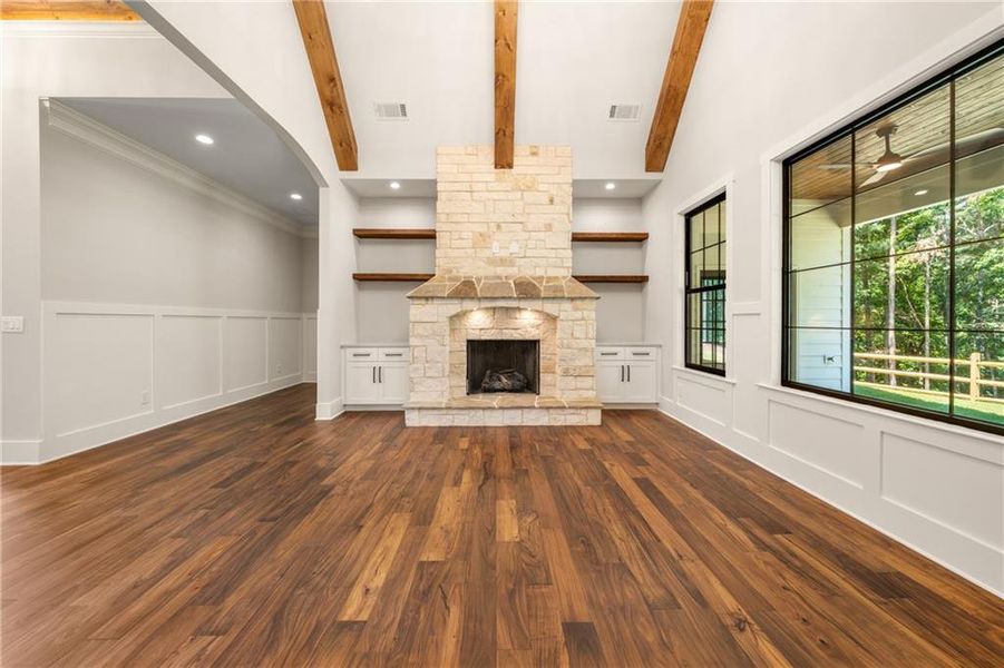 Spacious, unfurnished interior of a new home in , Dawsonville (Image 21). Spacious, unfurnished interior of a new home in , Dawsonville (Image 21).