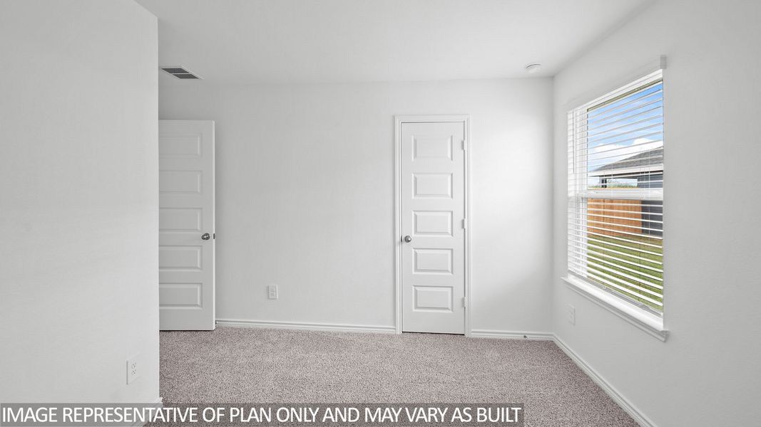 Spacious, unfurnished interior of a new home in Holly Trails, Sour Lake (Image 18).