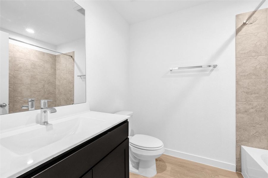 *Images and 3D tour are for illustration only and options may vary from home as built. *Images and 3D tour are for illustration only and options may vary from home as built.