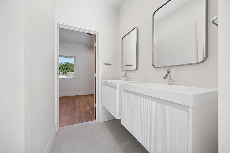 Furnished interior view inside a new home in , Houston (Image 11). Furnished interior view inside a new home in , Houston (Image 11).