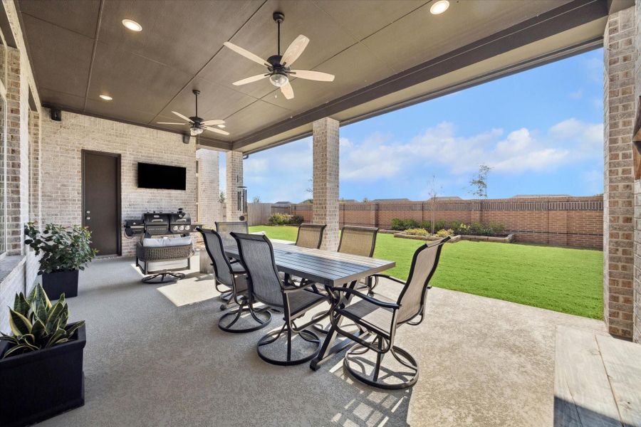 Furnished interior view inside a new home in Elyson, Katy (Image 25).
