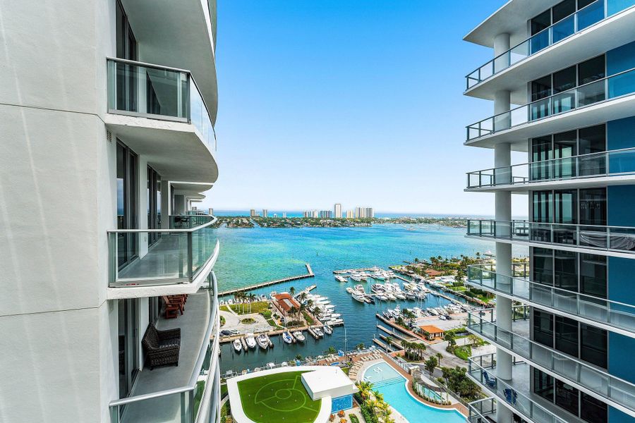 035-220LakeShoreDrive-2123-LakePark-FL-3
