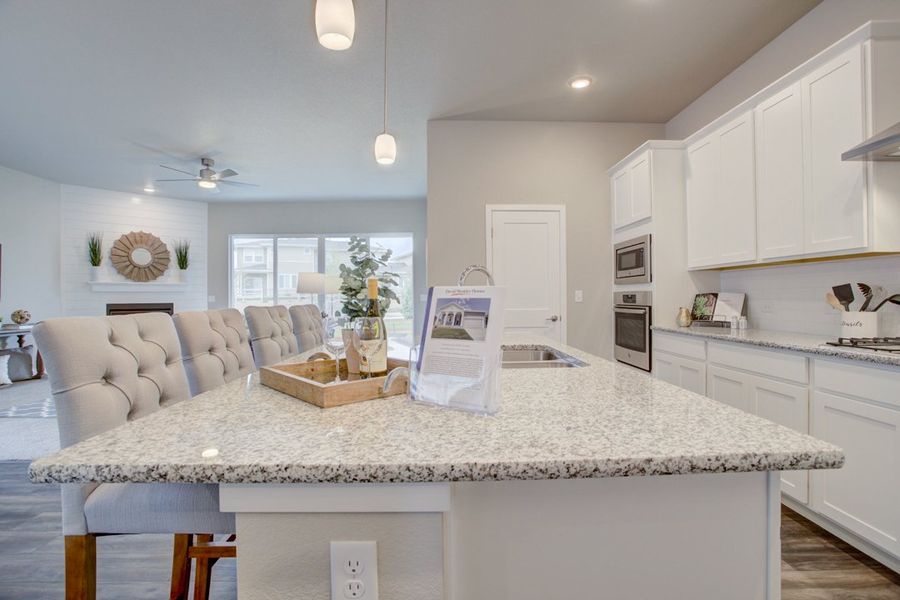 The Ivyglen - Kitchen