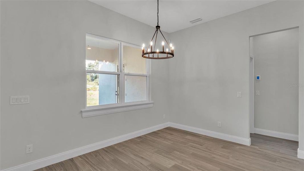 Spacious, unfurnished interior of a new home in , Lakeland (Image 19).