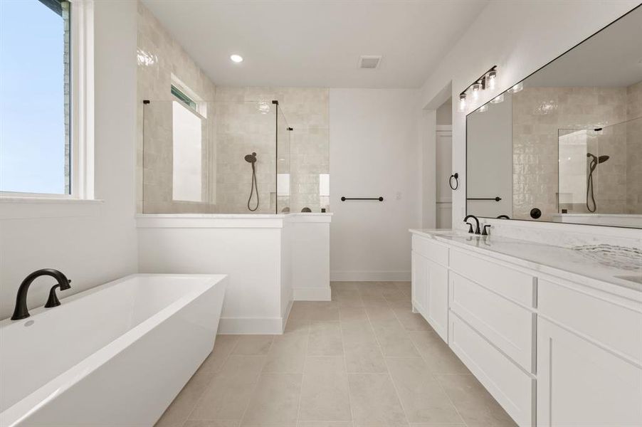 Furnished interior view inside a new home in Bella Crossing, Fort Worth (Image 7).