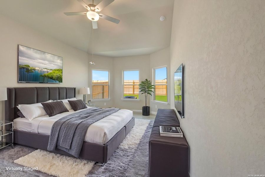 Furnished interior view inside a new home in Park Place, New Braunfels (Image 14).