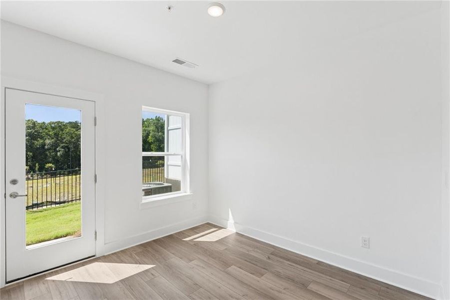 Spacious, unfurnished interior of a new home in Grandview Terrace, Canton (Image 11).