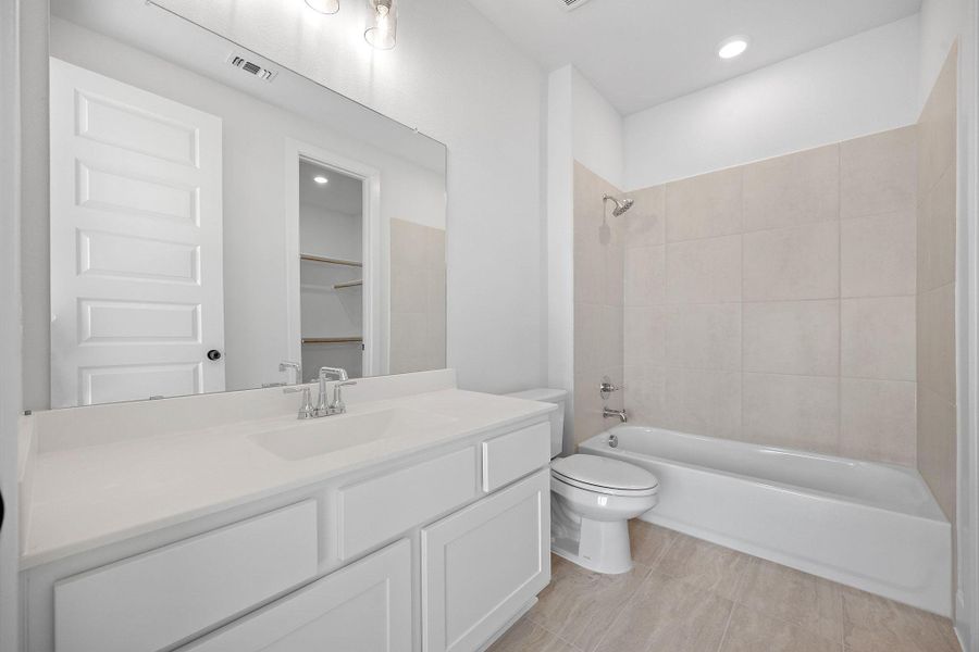 Furnished interior view inside a new home in Nolina, Georgetown (Image 11).