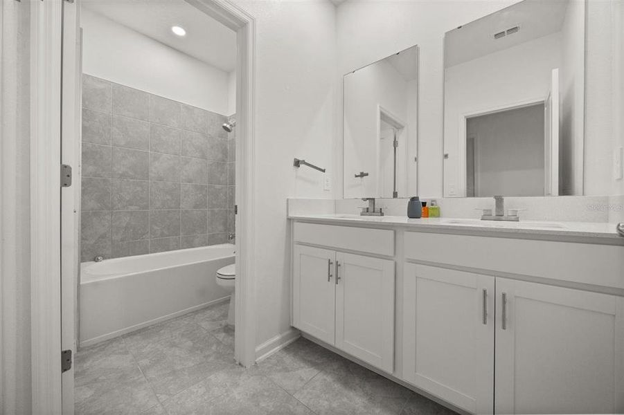 Furnished interior view inside a new home in , Winter Garden (Image 21).