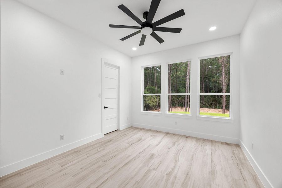 Spacious, unfurnished interior of a new home in , Montgomery (Image 36).