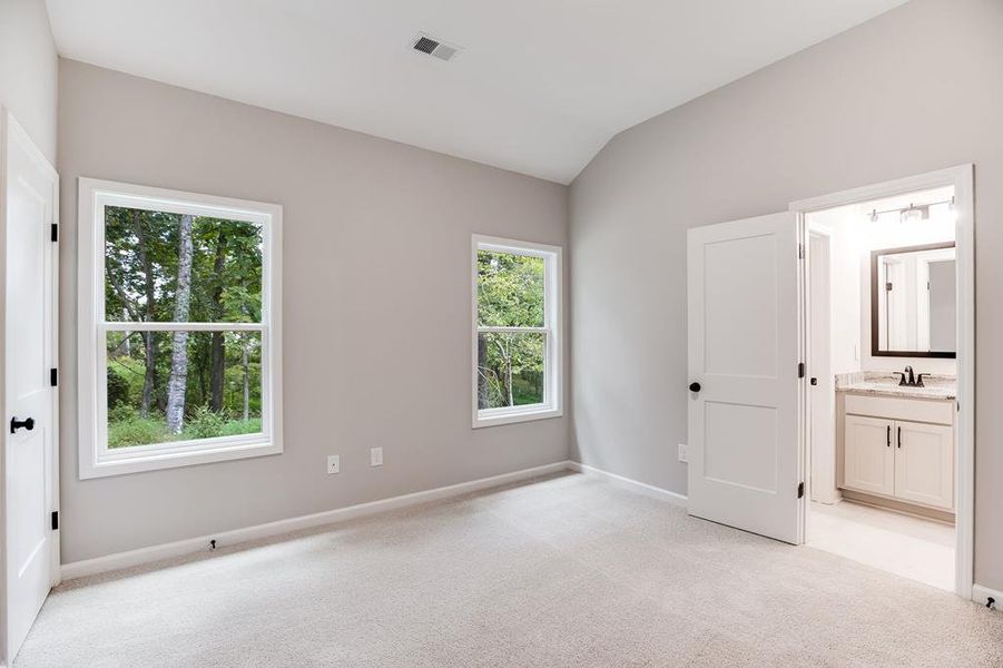 Spacious, unfurnished interior of a new home in LOVVORN ESTATES, Carrollton (Image 29).