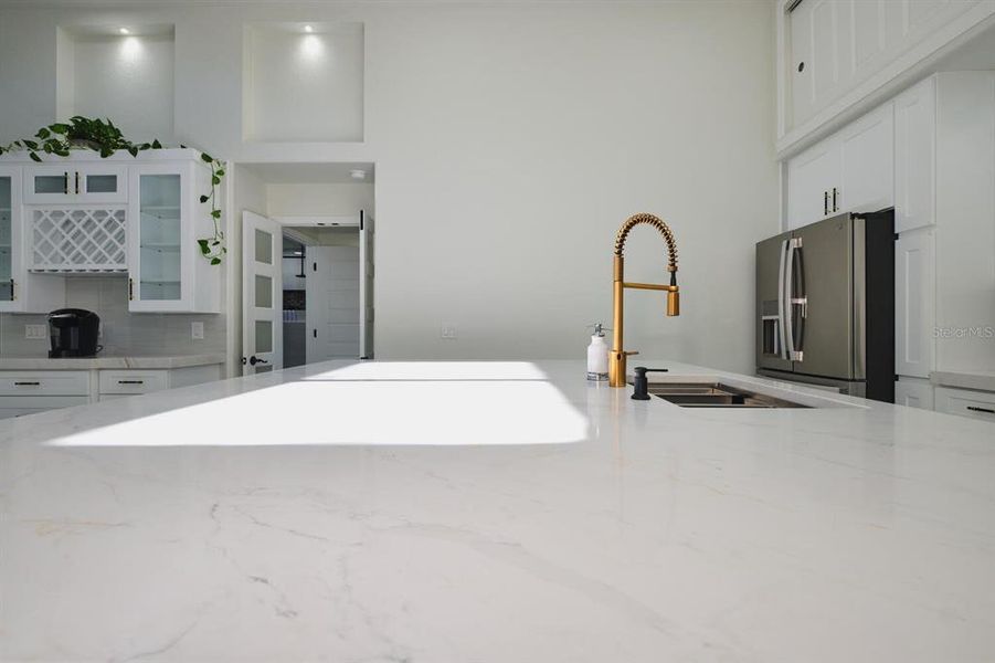 Spacious, unfurnished interior of a new home in , Punta Gorda (Image 26).