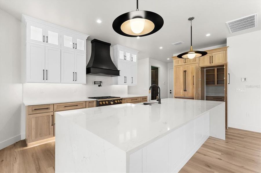 Furnished interior view inside a new home in , Port Charlotte (Image 50).