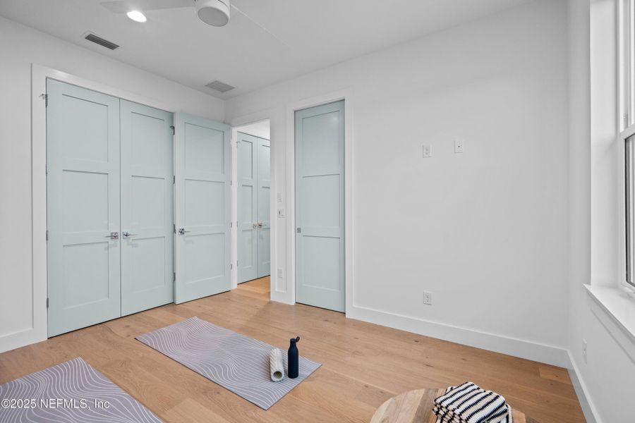 Image 58 of a home in .