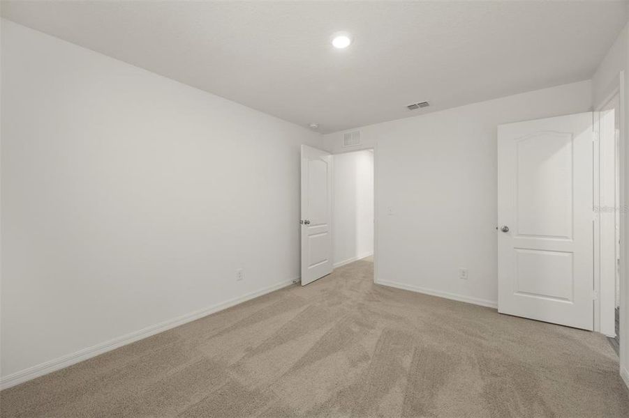 Spacious, unfurnished interior of a new home in Sol Vista, Dundee (Image 22). Spacious, unfurnished interior of a new home in Sol Vista, Dundee (Image 22).