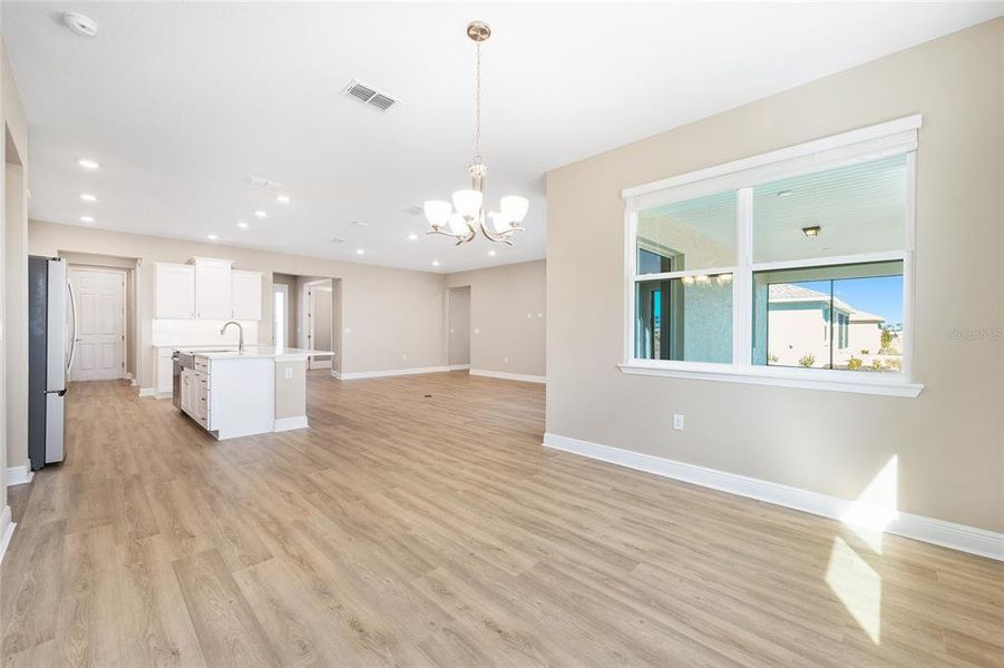 Spacious, unfurnished interior of a new home in , Ocala (Image 31).